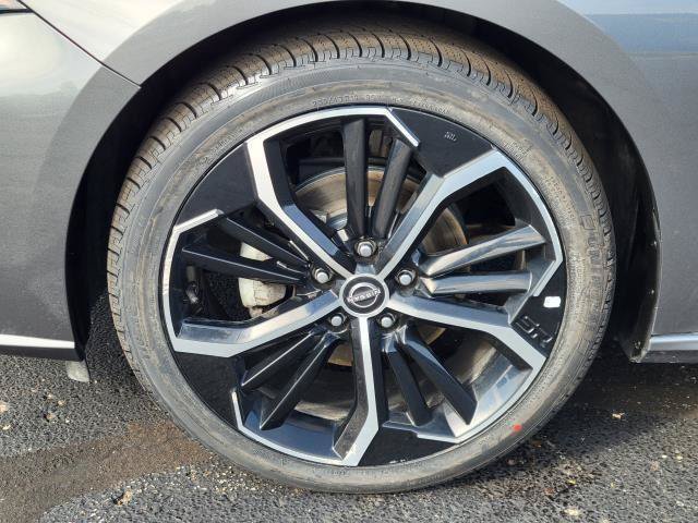 Used 2024 Nissan Altima 2.5 SR FWD image 5