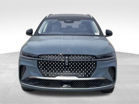 New 2026 Lincoln Nautilus Reserve image 8