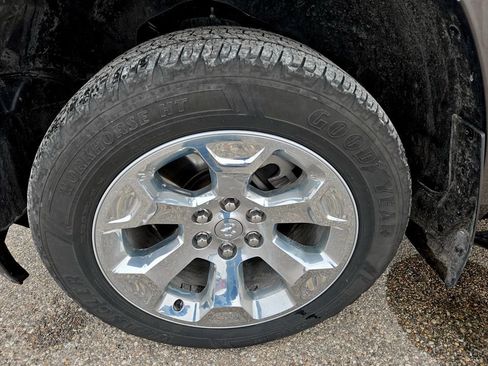 Used 2020 RAM 1500 Laramie image 35