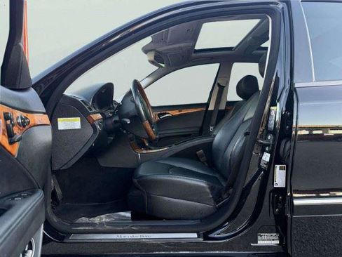Used 2008 Mercedes-Benz E 350 4MATIC Sedan image 15