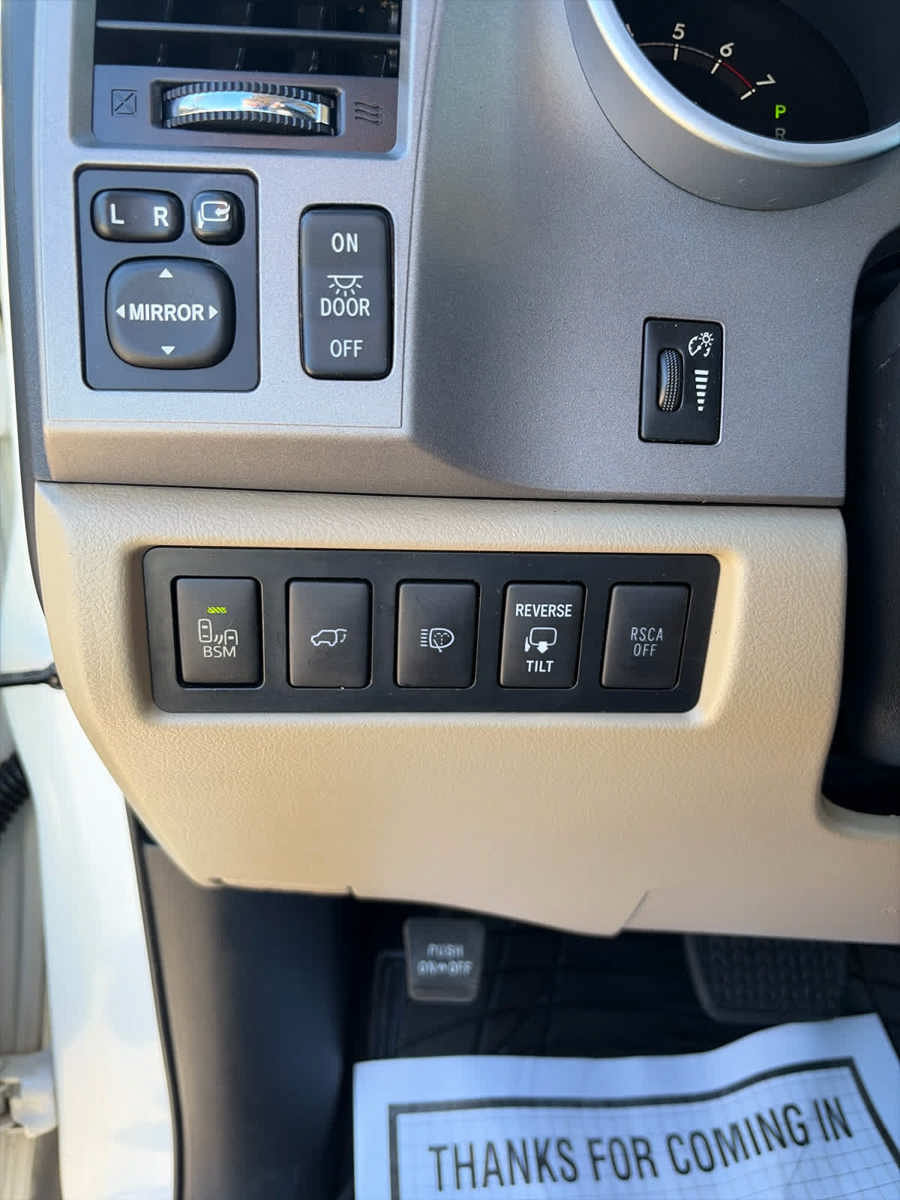 Used 2012 Toyota Sequoia Platinum AWD/4WD image 23