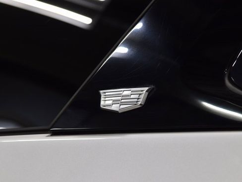 Used 2023 Cadillac Escalade Sport Platinum w/ LPO, ONYX Package image 18