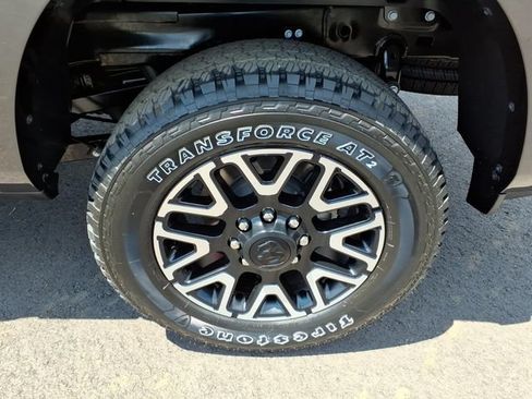 New 2026 RAM 2500 Limited AWD/4WD image 4
