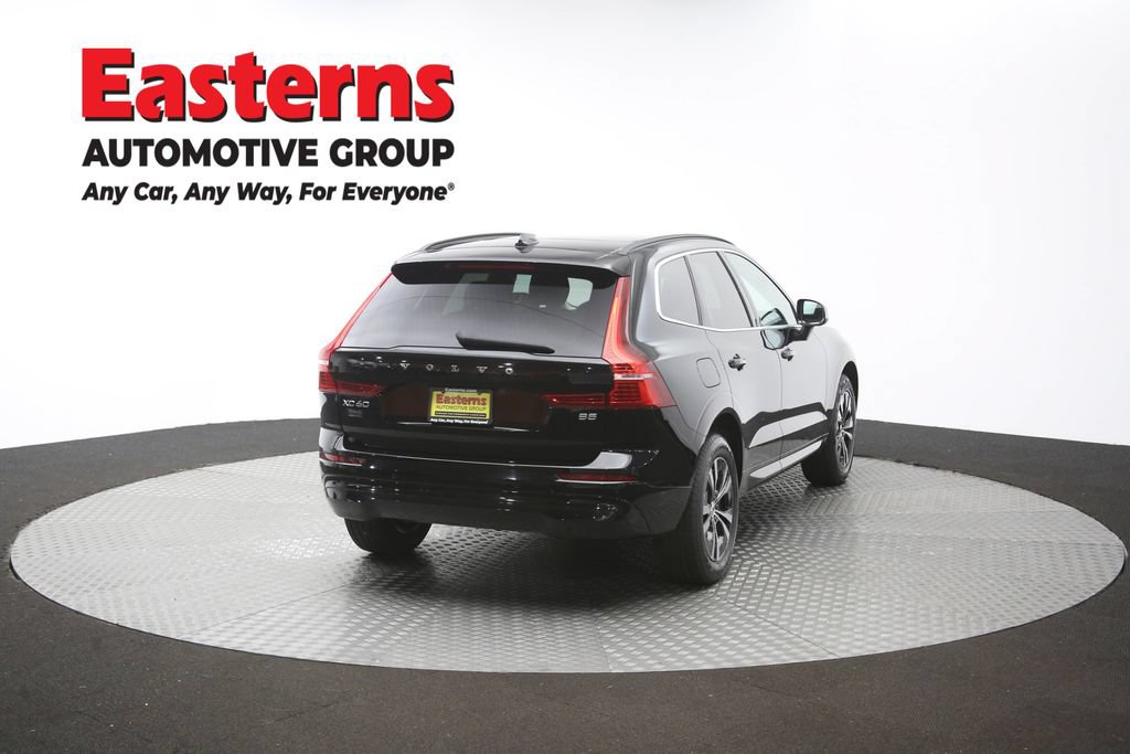 Used 2023 Volvo XC60 B5 Core FWD image 40