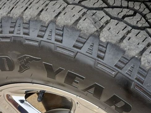 Used 2024 Ford F150 XLT w/ Mobile Office Package image 9