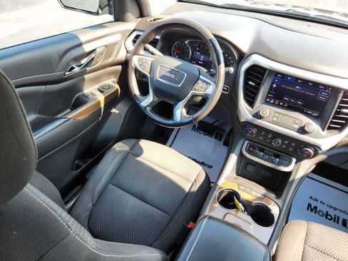Used 2020 GMC Acadia SLE FWD image 15