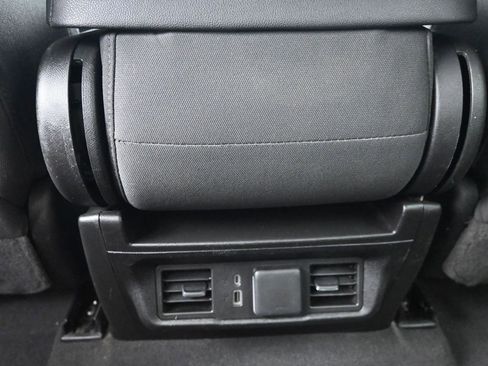 Used 2024 Chevrolet Silverado 2500 LT AWD/4WD image 14