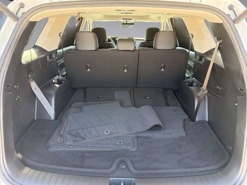 Used 2023 Hyundai Palisade SEL FWD image 13