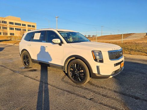 Used 2021 Kia Telluride SX w/ SX Prestige Package image 1