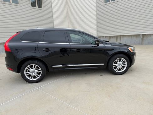 Used 2016 Volvo XC60 T5 Premier image 8