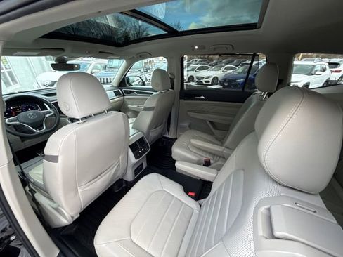 Used 2021 Volkswagen Atlas SEL Premium AWD/4WD image 42