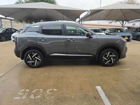 New 2026 Nissan Kicks SV image 2