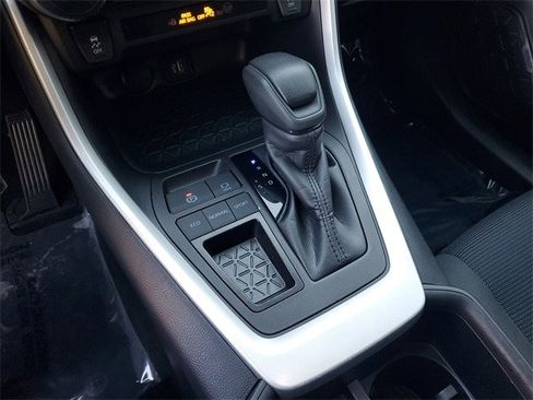 Used 2025 Toyota RAV4 LE image 25