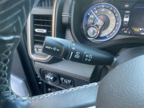Used 2020 RAM 1500 Limited AWD/4WD image 37