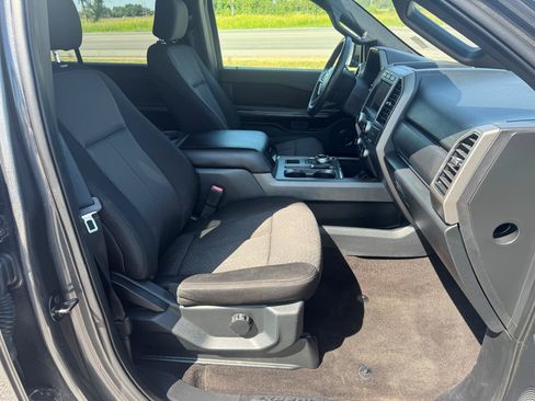 Used 2020 Ford Expedition XLT RWD image 13
