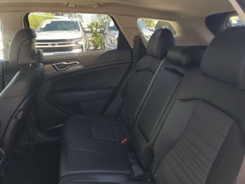 Used 2025 Kia Sportage SX FWD image 12