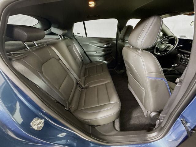 Used 2024 Buick Envista Sport Touring FWD image 25