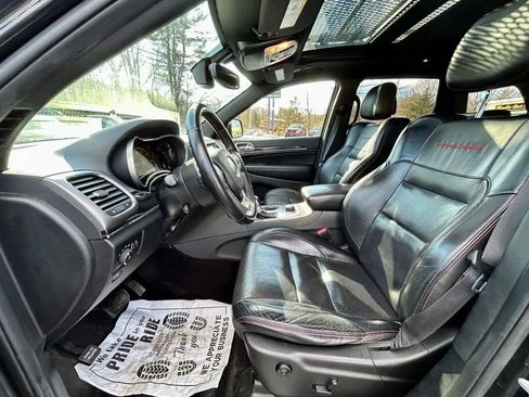 Used 2018 Jeep Grand Cherokee Trailhawk w/ Trailhawk Luxury Group image 11
