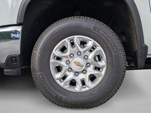 New 2026 Chevrolet Silverado 2500 LTZ w/ LTZ Convenience Package AWD/4WD image 18