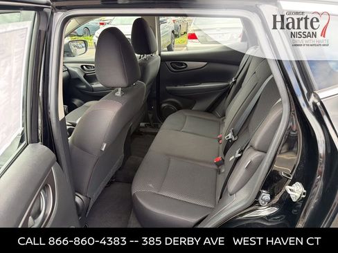 Used 2020 Nissan Rogue Sport S AWD/4WD image 17