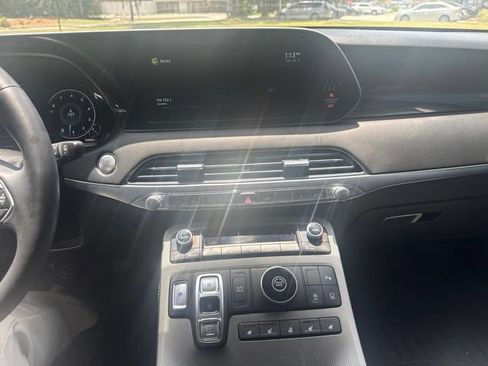 Used 2022 Hyundai Palisade Limited FWD image 18