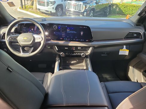 Used 2025 Chevrolet Tahoe Premier image 19