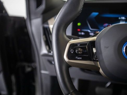 Used 2022 BMW iX xDrive50 w/ Premium Package image 34