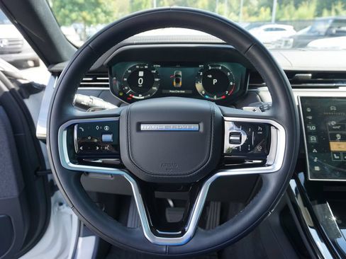Used 2024 Land Rover Range Rover Sport SE AWD/4WD image 15