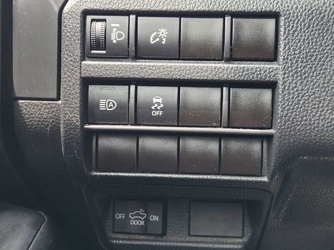 Used 2024 Toyota Tacoma SR RWD image 22