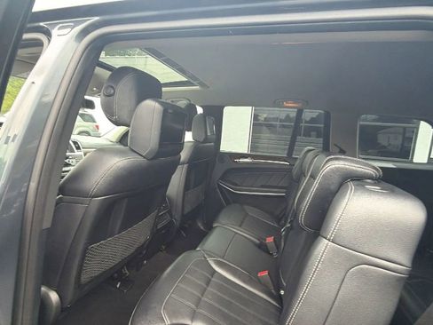 Used 2013 Mercedes-Benz GL 450 4MATIC image 35