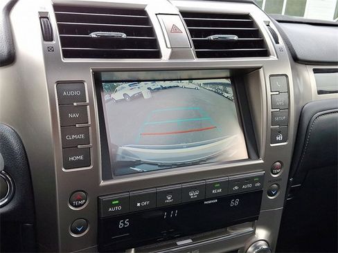 Used 2020 Lexus GX 460 Premium image 20