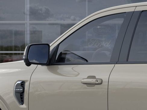 New 2025 Ford Ranger Lariat w/ Black Appearance Package image 20