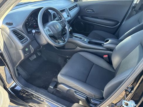 Used 2022 Honda HR-V LX image 16
