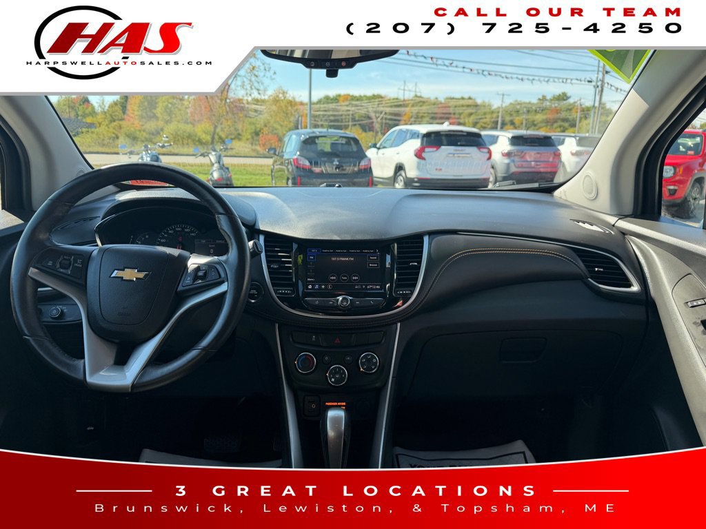 Used 2022 Chevrolet Trax LT w/ LT Convenience Package AWD/4WD image 15