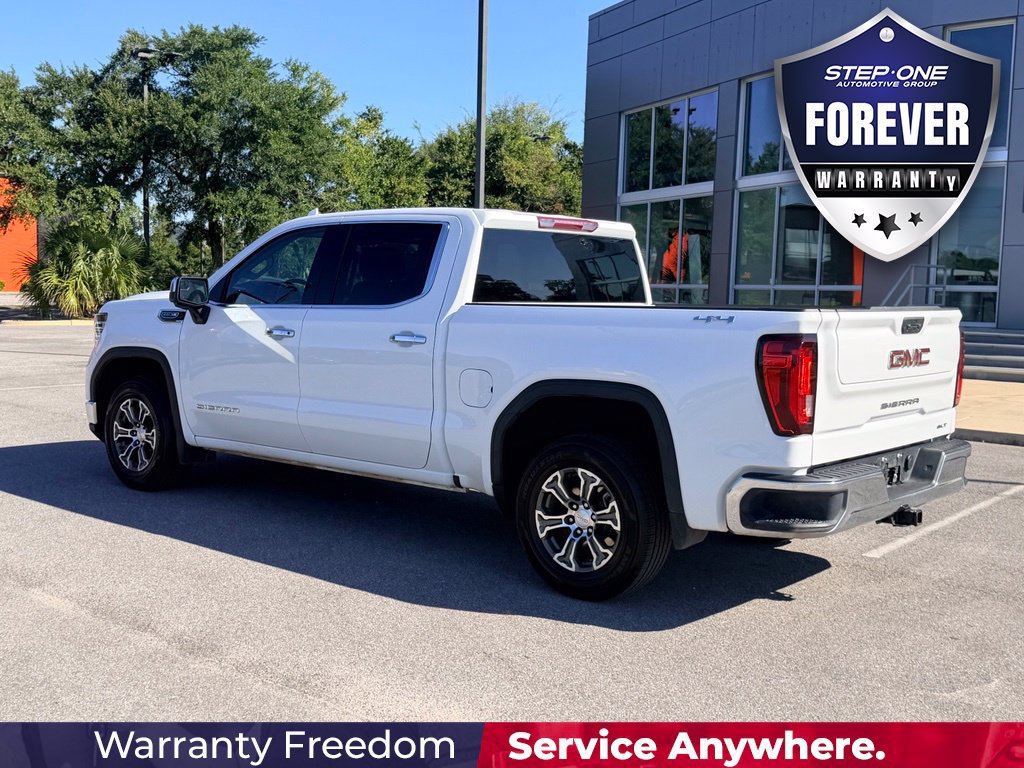 Used 2025 GMC Sierra 1500 SLT AWD/4WD image 4