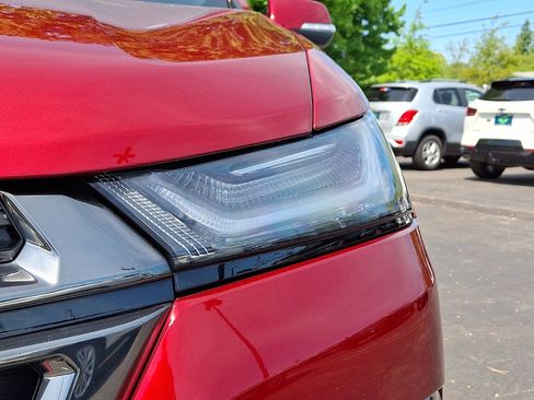 Certified 2023 Chevrolet Traverse RS w/ LPO, Floor Liner Package AWD/4WD image 28