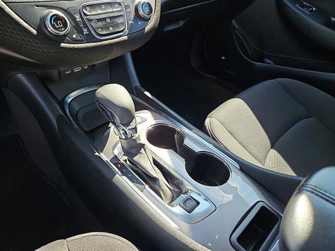 Used 2024 Chevrolet Malibu LT image 20