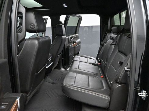 Used 2021 Chevrolet Silverado 2500 High Country w/ Z71 Off-Road Package AWD/4WD image 33