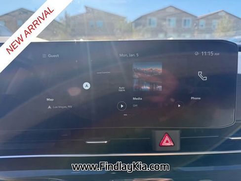 Certified 2025 Kia Carnival SX Prestige image 9