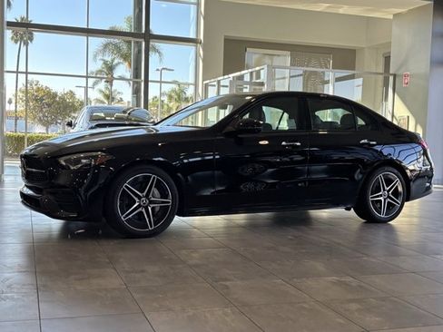 Used 2025 Mercedes-Benz C 300 Sedan image 7