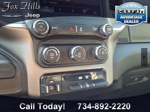 Used 2024 RAM 2500 Big Horn AWD/4WD image 22
