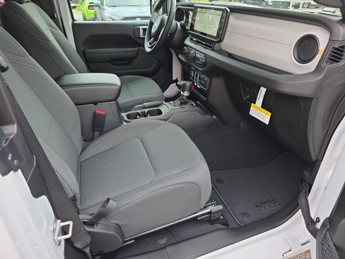 New 2026 Jeep Wrangler Sport S image 32