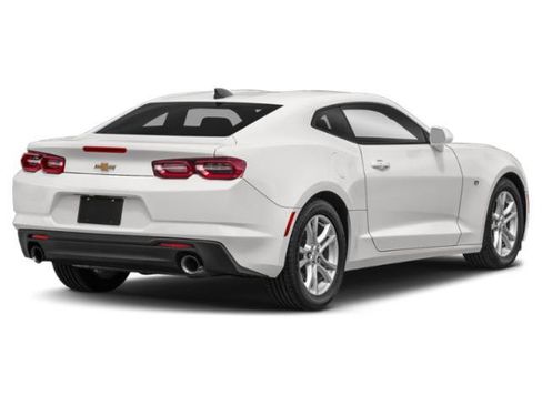 Used 2021 Chevrolet Camaro LT RWD image 5