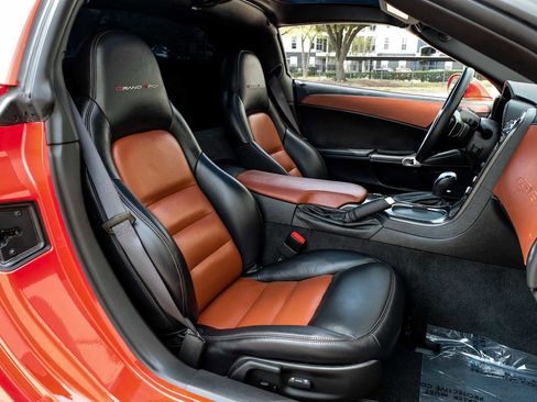 Used 2010 Chevrolet Corvette Grand Sport w/ Preferred Equipment Group RWD image 32
