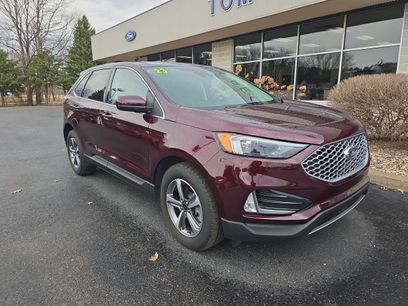 Used 2023 Ford Edge SEL w/ Convenience Package