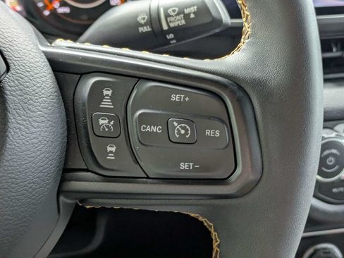 Used 2024 Jeep Wrangler Unlimited Sport AWD/4WD image 25