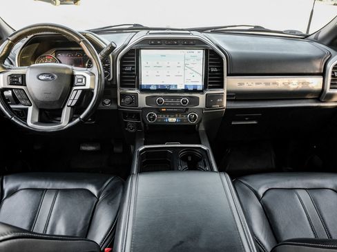 Used 2022 Ford F250 Platinum w/ FX4 Off-Road Package image 19