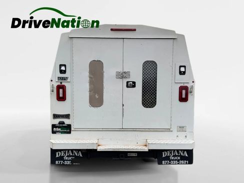 Used 2018 Chevrolet Express 3500 w/ Power Convenience Package image 6