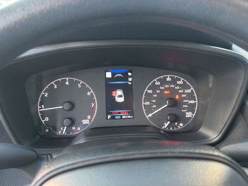 Certified 2025 Toyota Corolla LE FWD image 22
