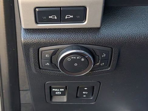 Used 2019 Ford F150 Lariat image 26